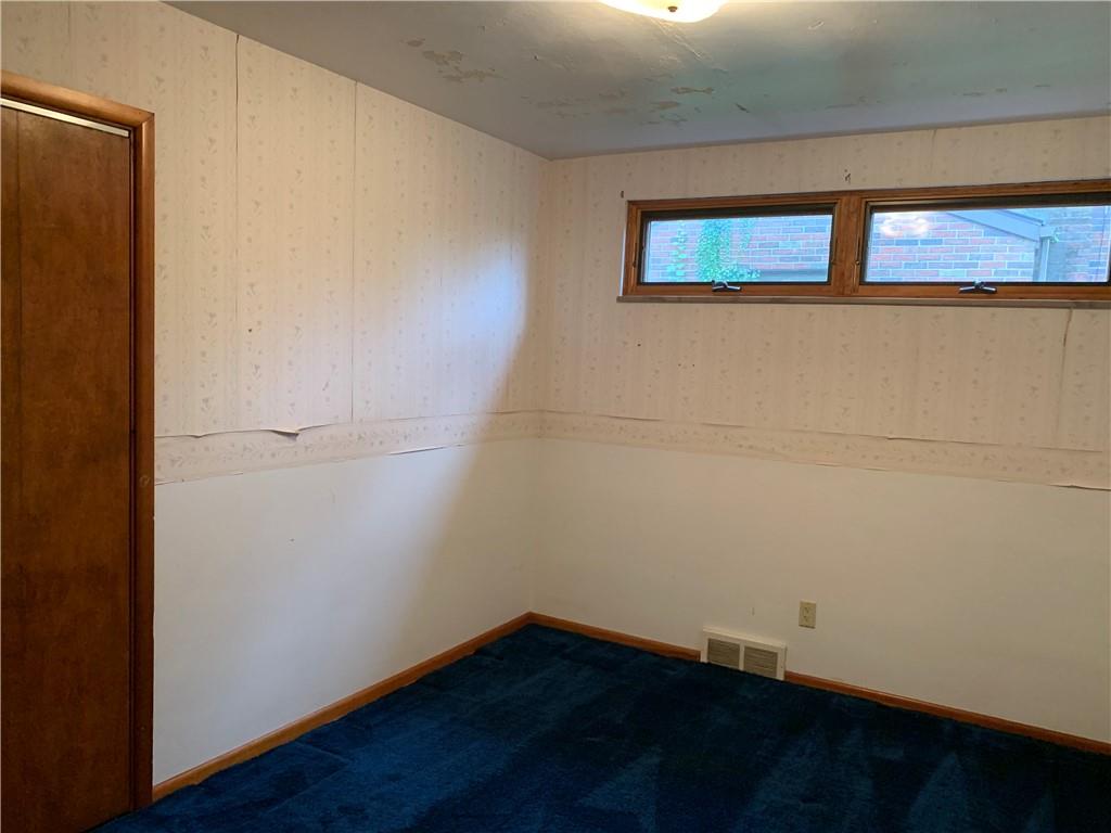 1034 Prospect Road Pittsburgh, PA 15227 - Photo 15 of 25 Gallery Image 15