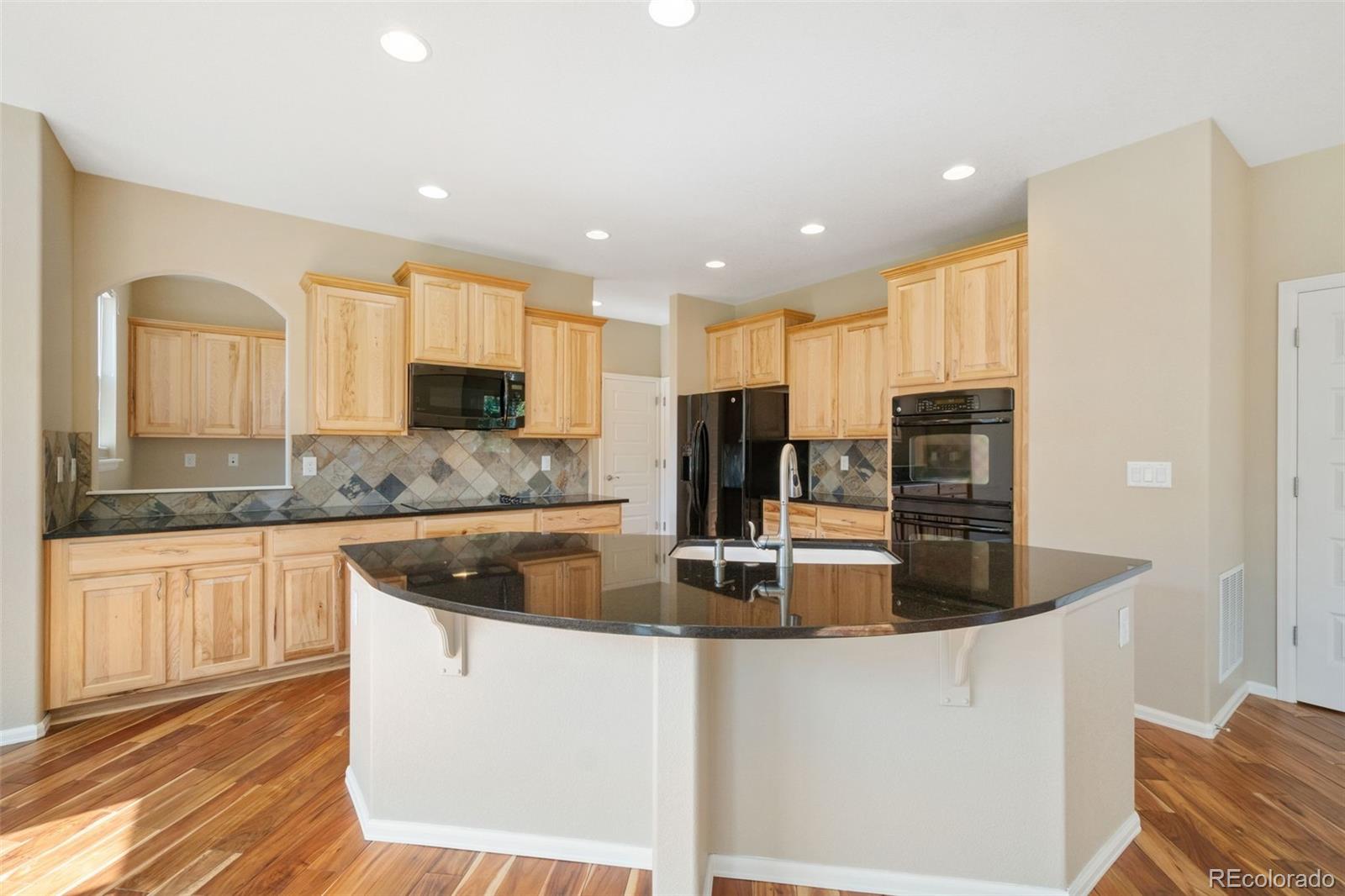 5894 Graphite Street Timnath, CO 80547 - Photo 15 of 39