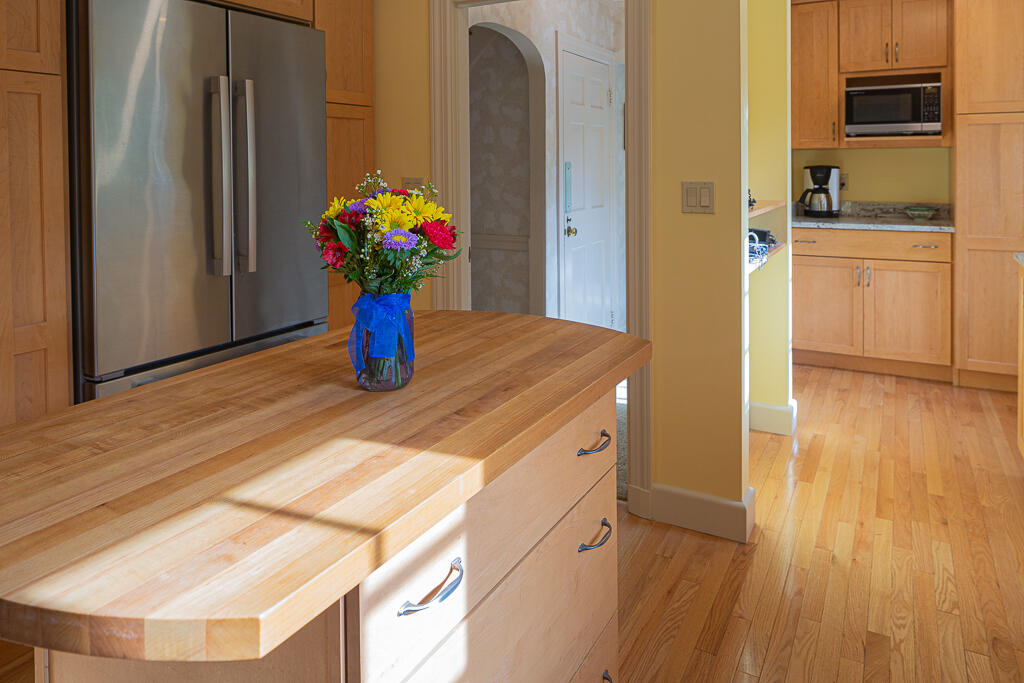 166 1st Rangeway Waterville, ME 04901 - Photo 12 of 38 Kitchen