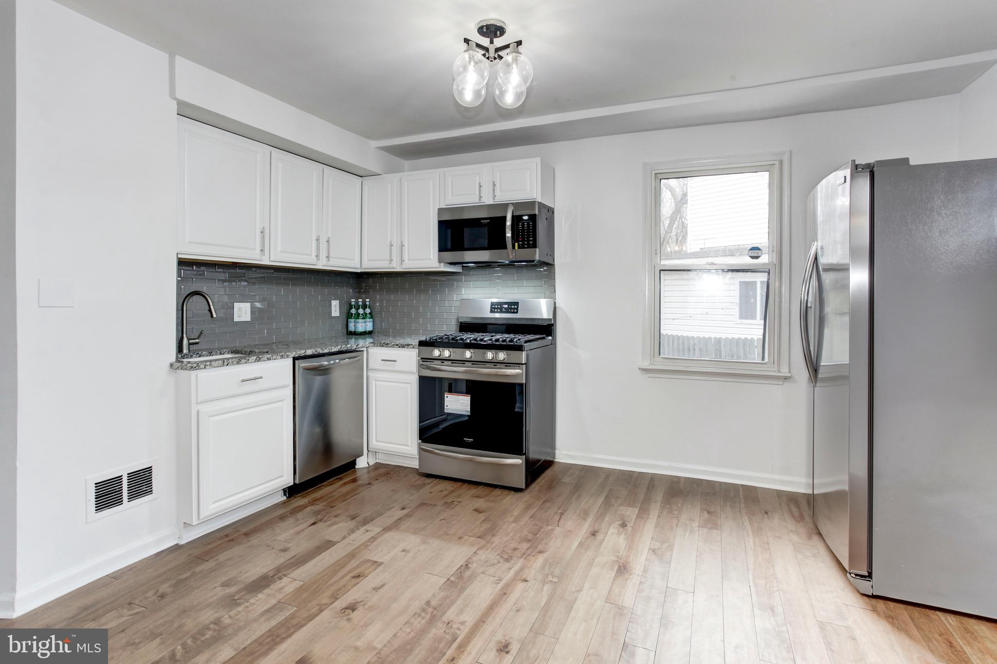 5173 Sheriff Road Northeast Washington, DC 20019 - Photo 7 of 35 Kitchen