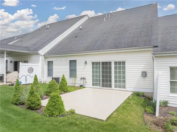 $380,000 | 2043 Croghan Drive, Carnegie, PA 15106