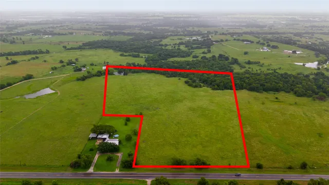 a view of an ocean beach
