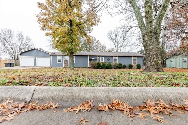 $165,000 | 33 Century Parkway, Neodesha, KS 66757