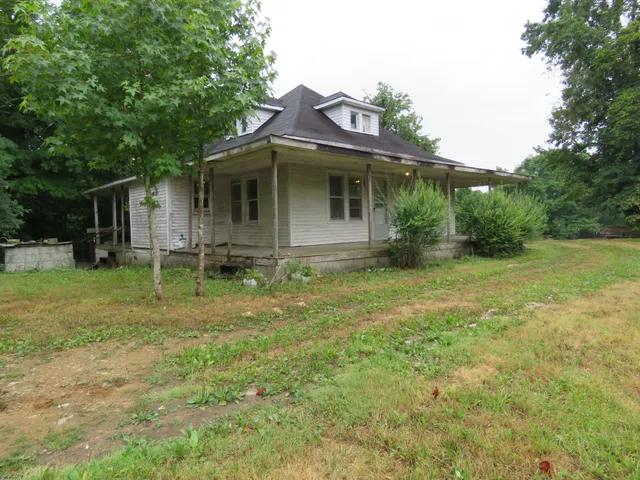 $109,929 | 1934 York Highway, Gainesboro, TN 38562