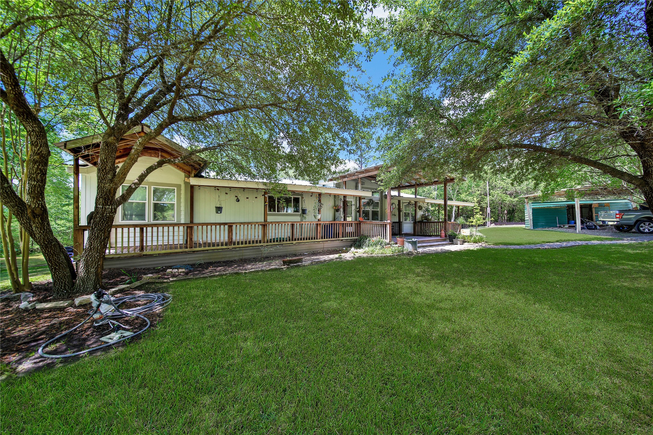 25 Novark Road New Waverly, TX 77358 - Photo 2 of 20
