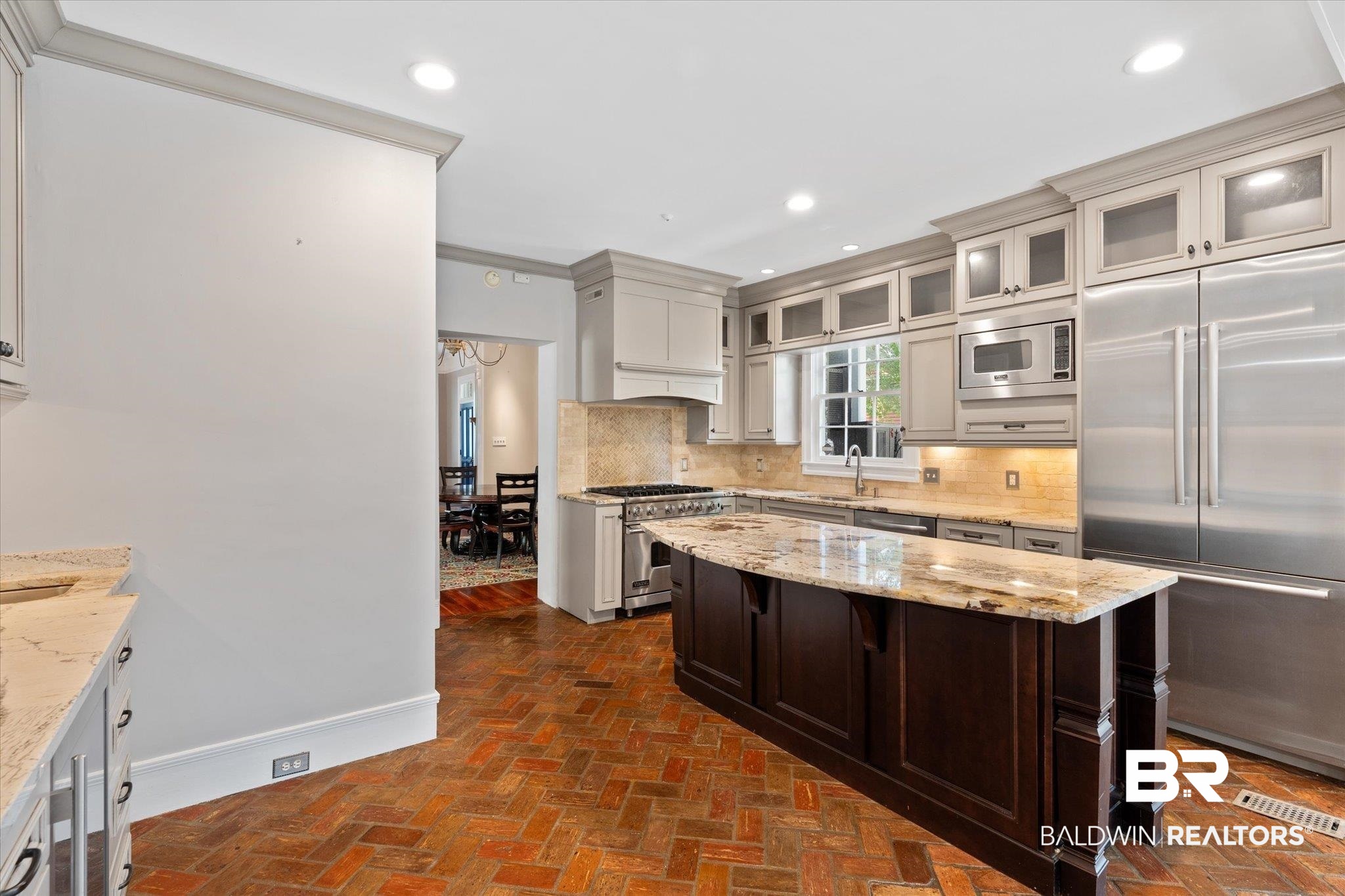 255 Adams Street Mobile, AL 36603 - Photo 10 of 32