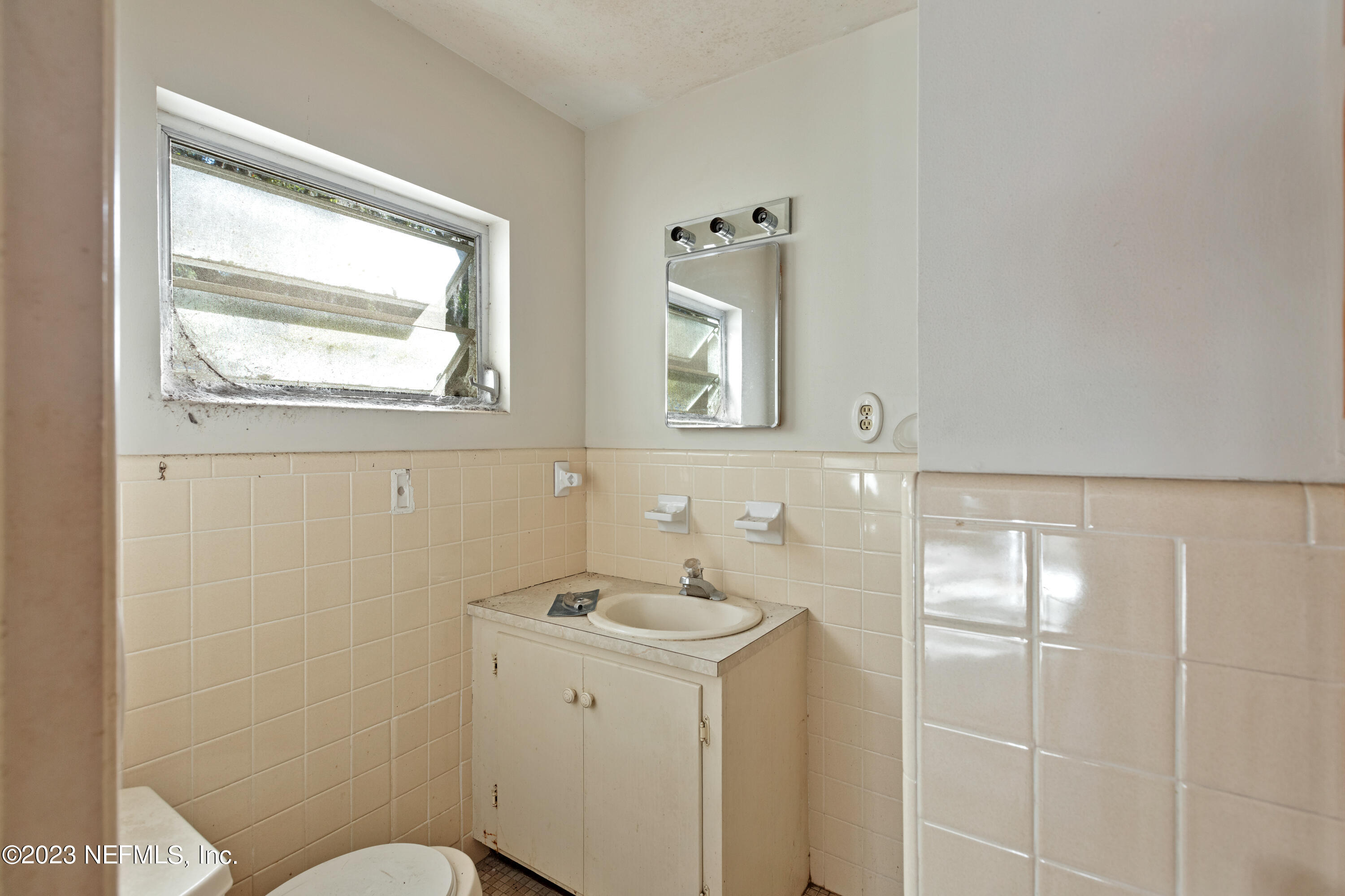 5665 White Sands Road Keystone Heights, FL 32656 - Photo 24 of 96 Bathroom