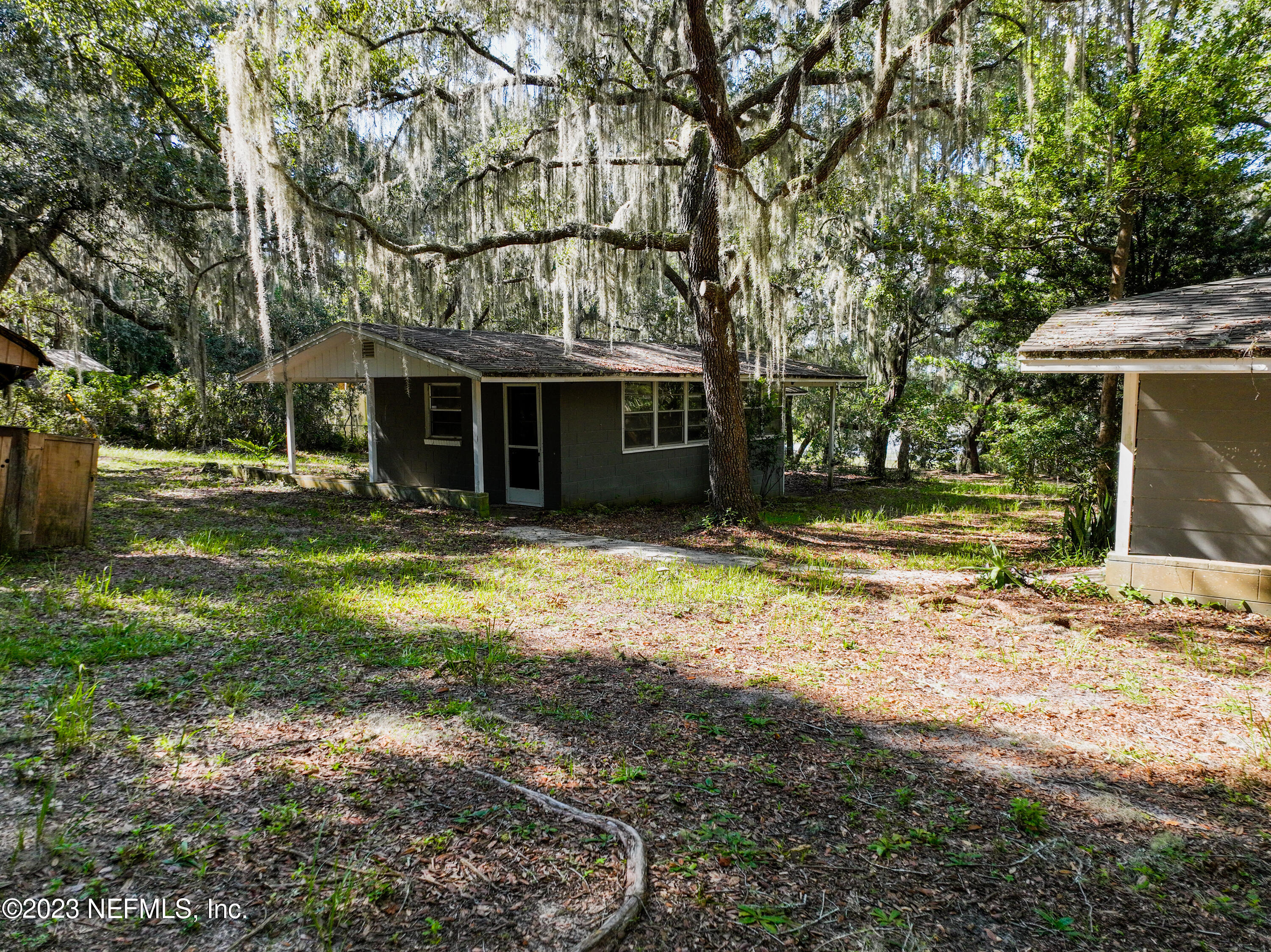 5665 White Sands Road Keystone Heights, FL 32656 - Photo 28 of 96 Kitchen Building