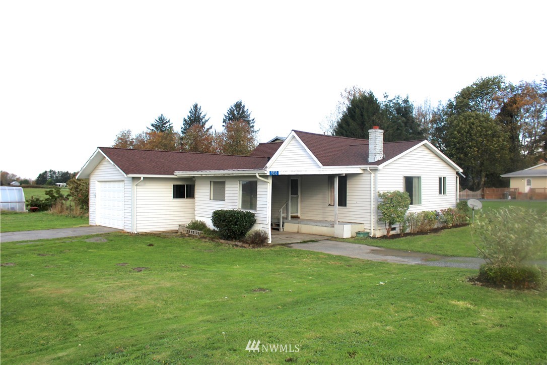 9232 Collins Road Sedro-Woolley, WA 98284 - Photo 18 of 19 Gallery Image 18