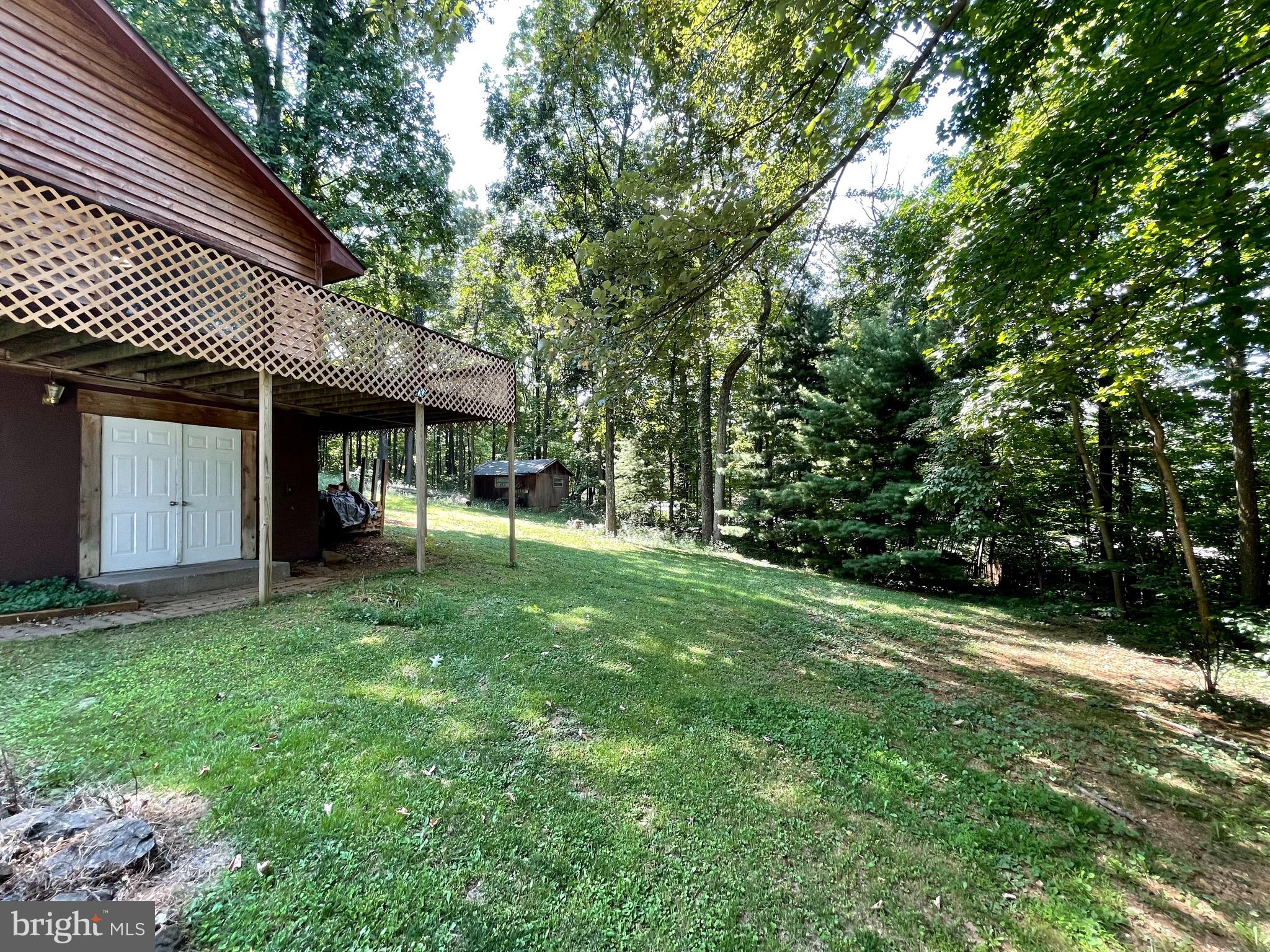 157 Apache Trail Chester Gap, VA 22623 - Photo 3 of 31