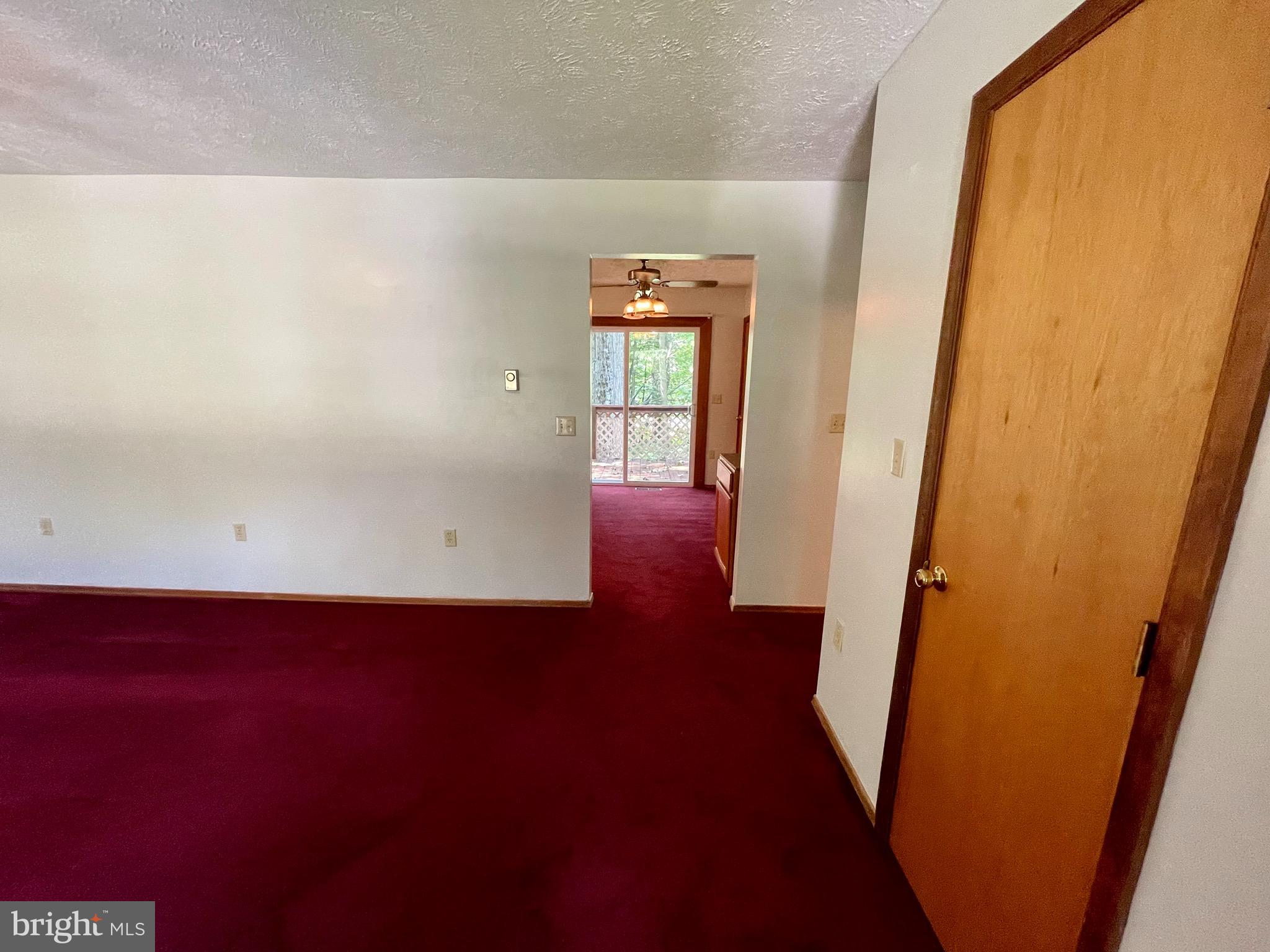 157 Apache Trail Chester Gap, VA 22623 - Photo 6 of 31