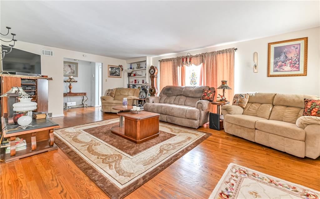 268 Harrison Road Turtle Creek, PA 15145 - Photo 3 of 25 Gallery Image 3