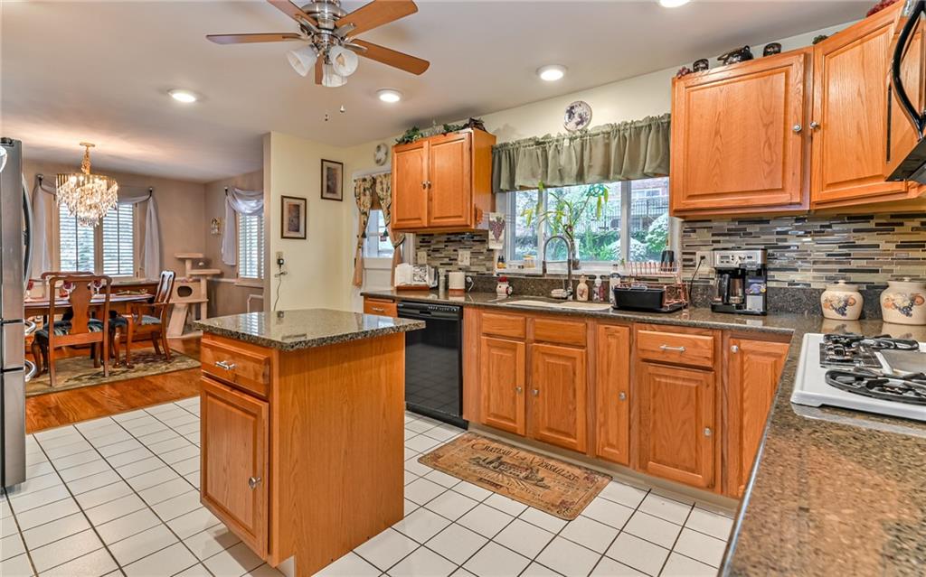 268 Harrison Road Turtle Creek, PA 15145 - Photo 5 of 25 Gallery Image 5