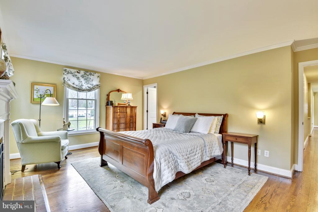 1101 Rolandvue Road Towson, MD 21204 - Photo 11 of 30 Bedroom (Master)