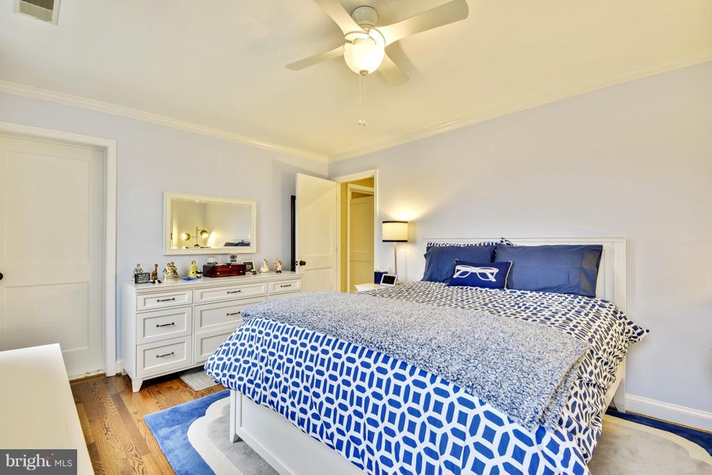 1101 Rolandvue Road Towson, MD 21204 - Photo 21 of 30 Bedroom
