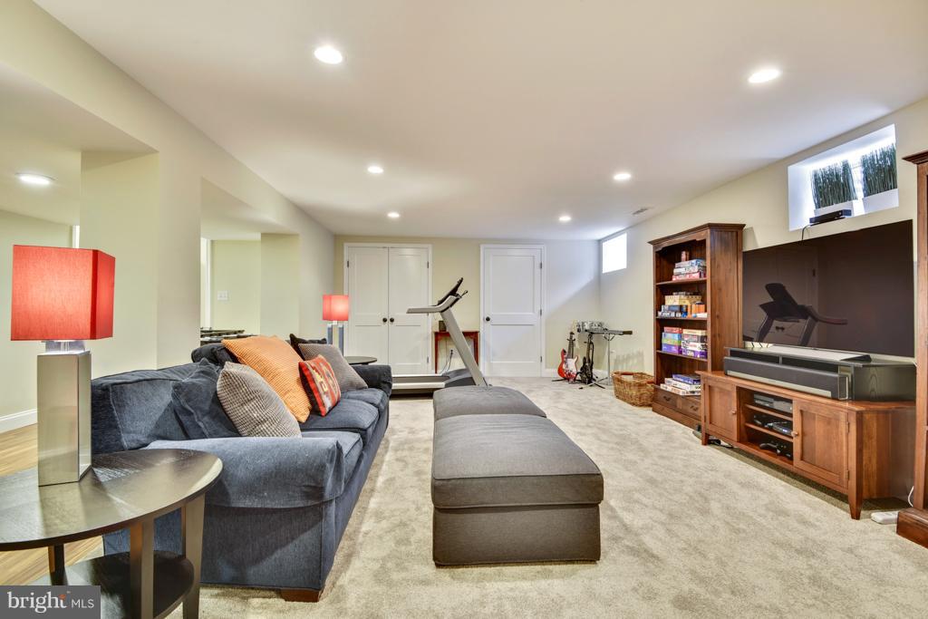 1101 Rolandvue Road Towson, MD 21204 - Photo 24 of 30 Basement