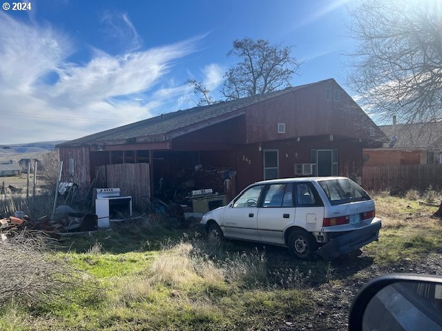 302 Blue Rock Road Maupin, OR 97037 - Photo 1 of 9 Gallery Image 1