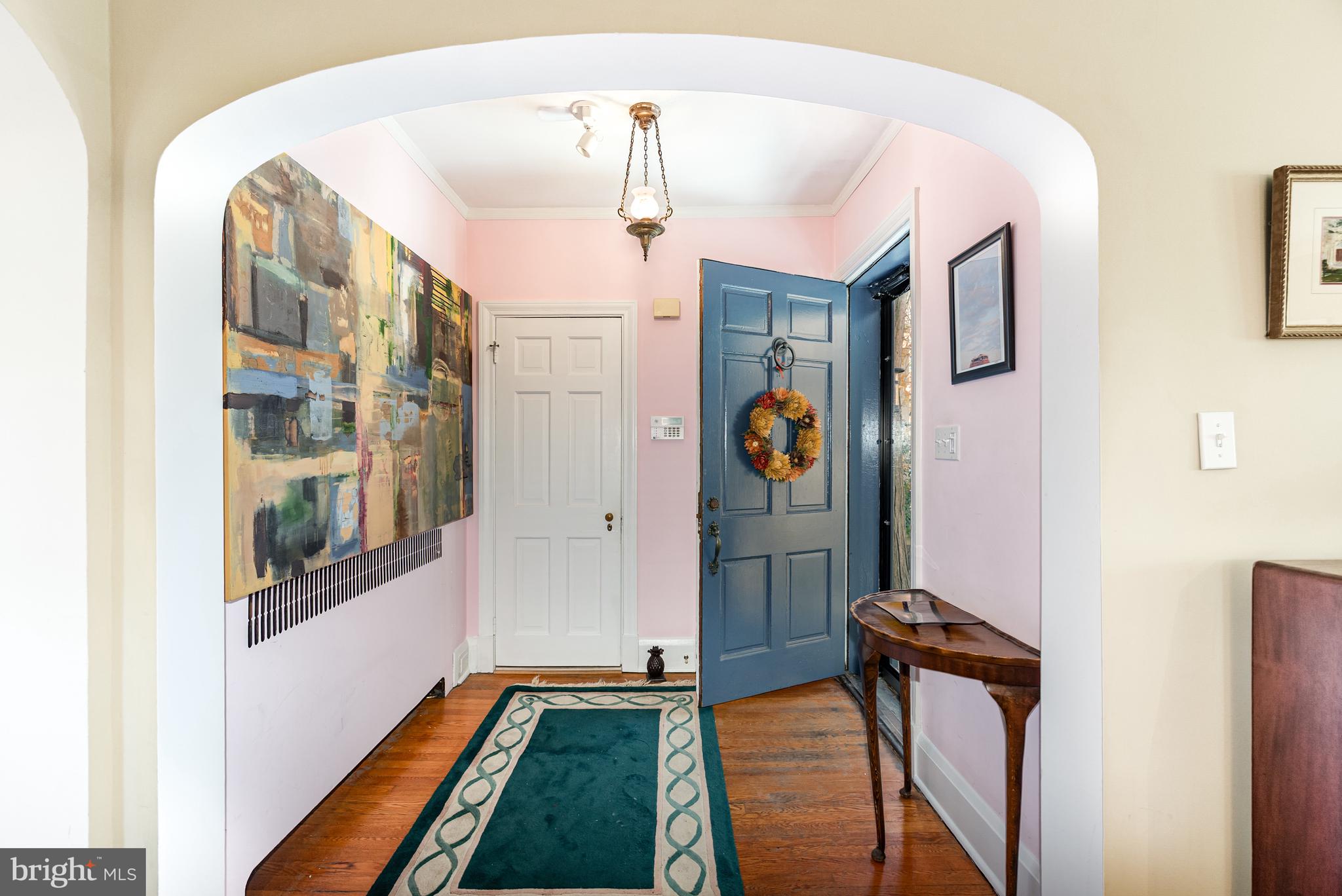4413 Sedgwick Road Baltimore, MD 21210 - Photo 3 of 52 Foyer