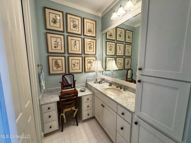 $850,000 | 16 Parker Lndg Drive, Dundee, MS 38626