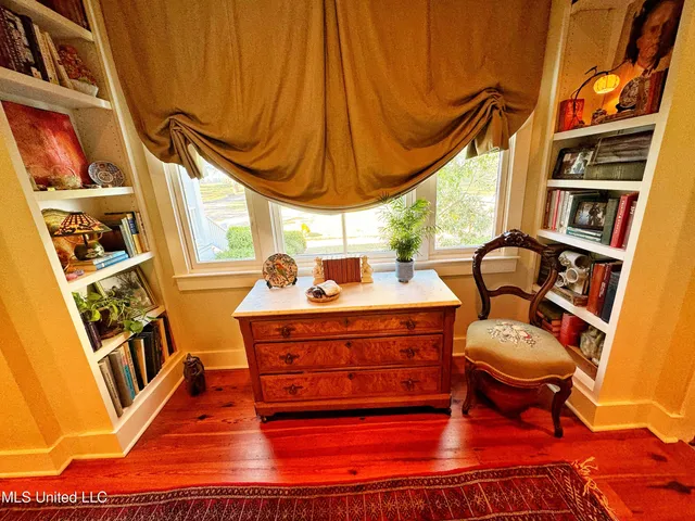 $850,000 | 16 Parker Lndg Drive, Dundee, MS 38626