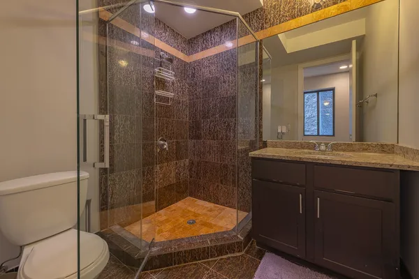 $620,000 | 3839 North Ashland Avenue, Unit 2, Chicago, IL 60613