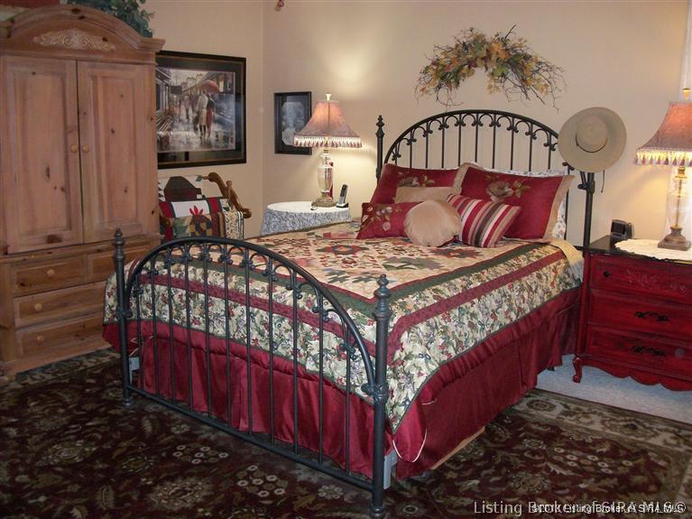 3694 Henriott Road Georgetown, IN 47122 - Photo 17 of 28