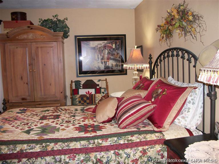 3694 Henriott Road Georgetown, IN 47122 - Photo 19 of 28