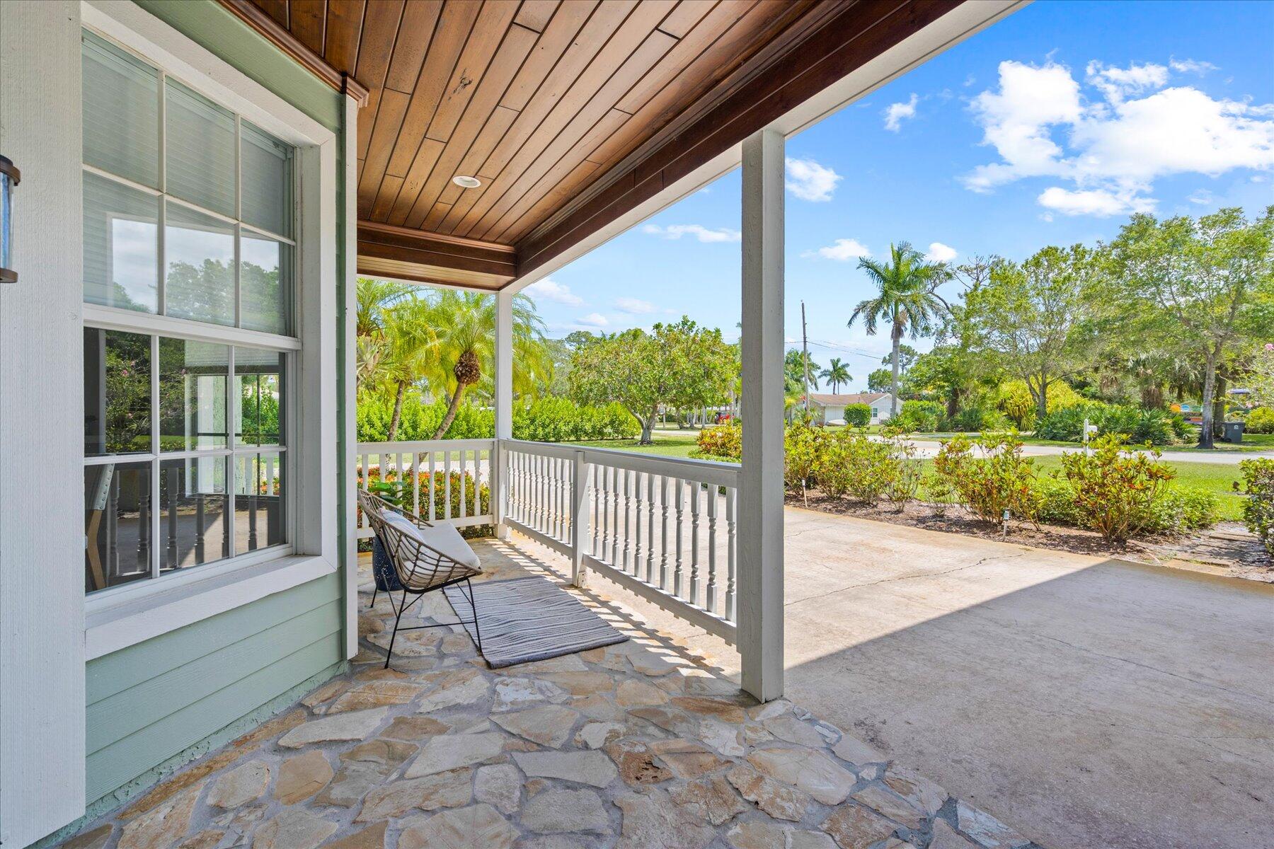 5895 Keith Road Jupiter, FL 33458 - Photo 4 of 51 5895 Keith Rd, Jupiter, FL 33458 (3)