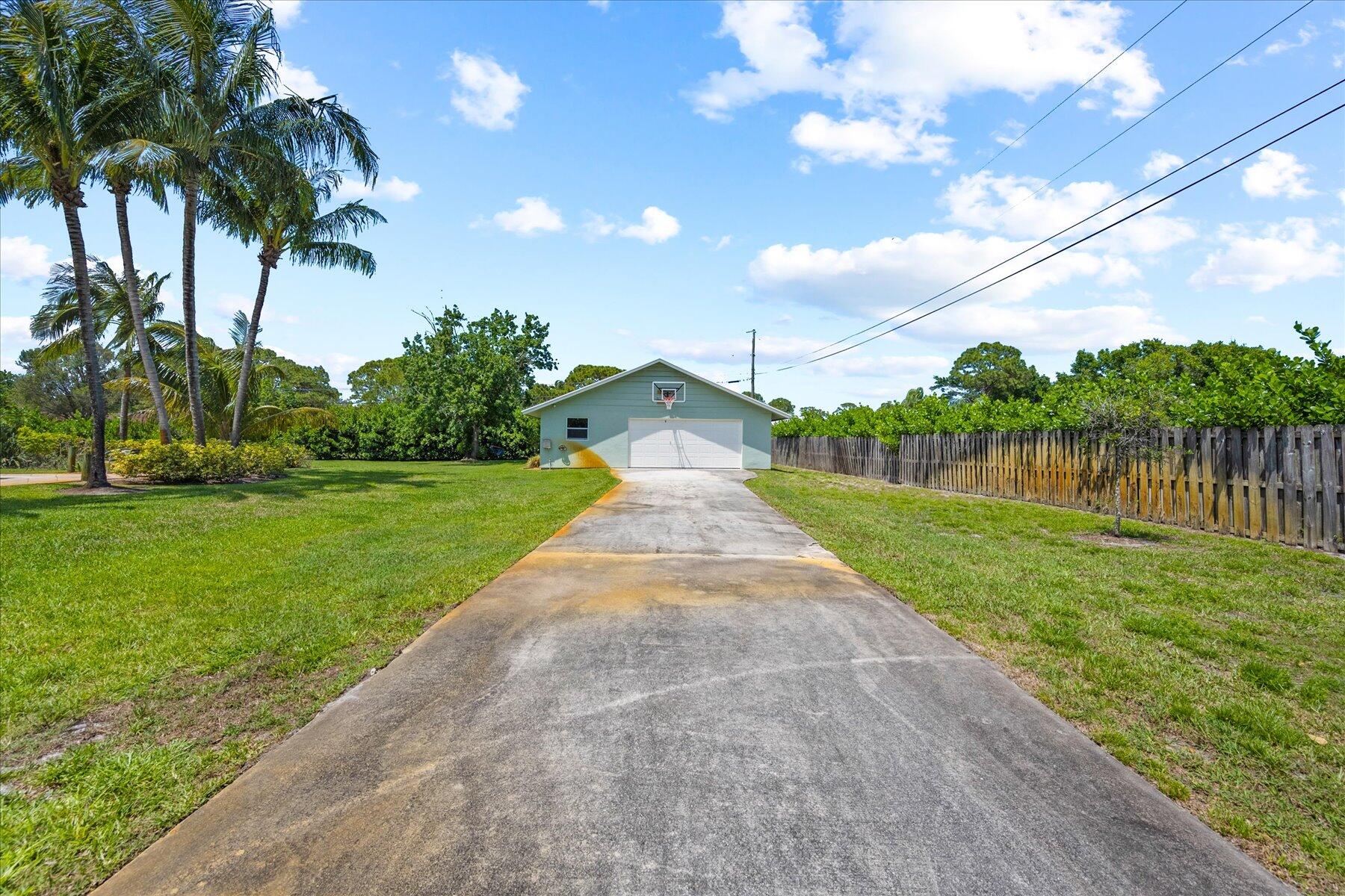 5895 Keith Road Jupiter, FL 33458 - Photo 48 of 51 5895 Keith Rd, Jupiter, FL 33458 (39)