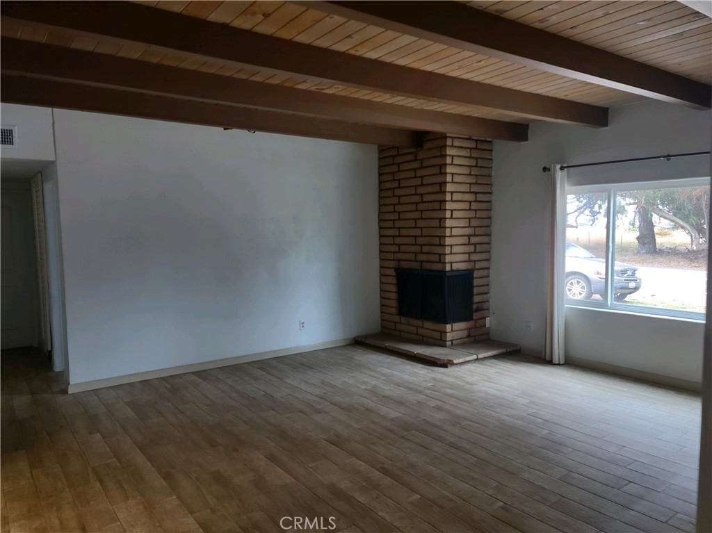 611 Los Osos Valley Road Los Osos, CA 93402 - Photo 3 of 13 a view of an empty room with a window
