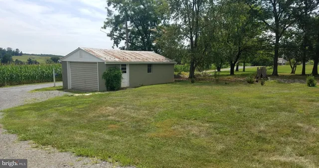 $1,250 | 9662 Teffeteller Lane, Waynesboro, PA 17268