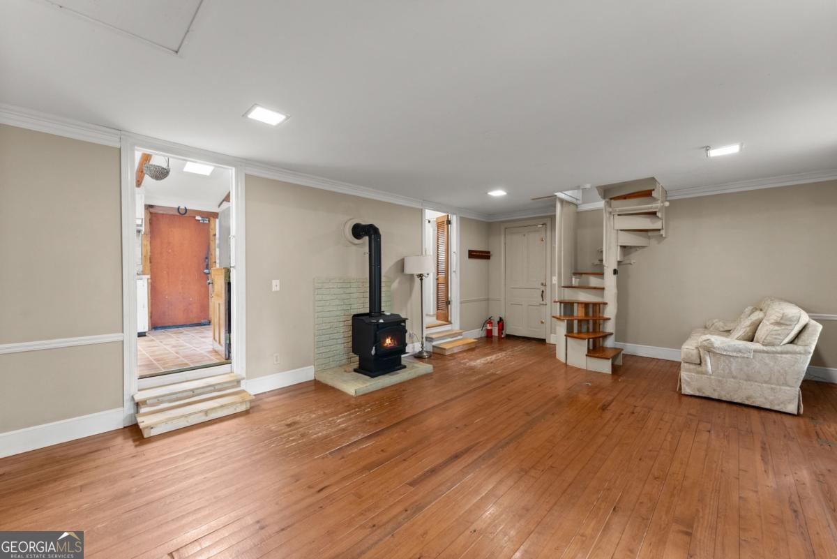 705 Long Mountain Road Cleveland, GA 30528 - Photo 4 of 39