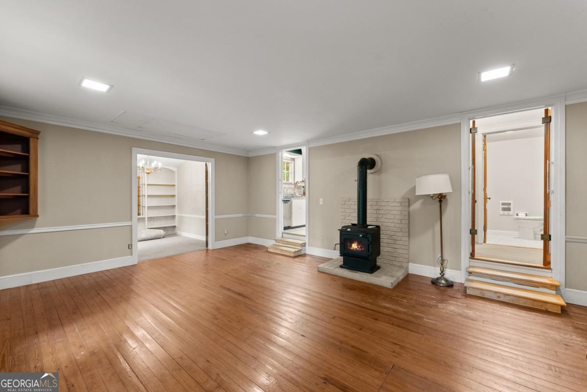 705 Long Mountain Road Cleveland, GA 30528 - Photo 5 of 39