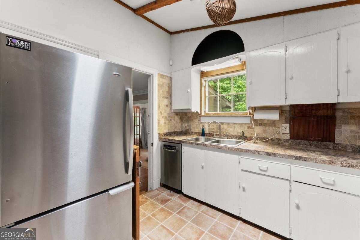 705 Long Mountain Road Cleveland, GA 30528 - Photo 7 of 39