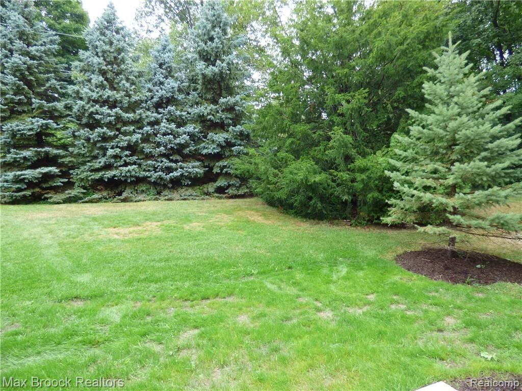 3318 Winchester Road West Bloomfield, MI 48322 - Photo 27 of 28