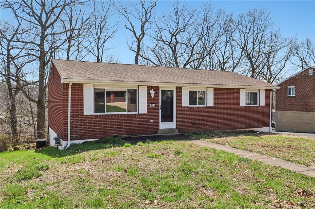 826 Blue Ridge Road Pittsburgh, PA 15239 - Photo 5 of 26 Gallery Image 5