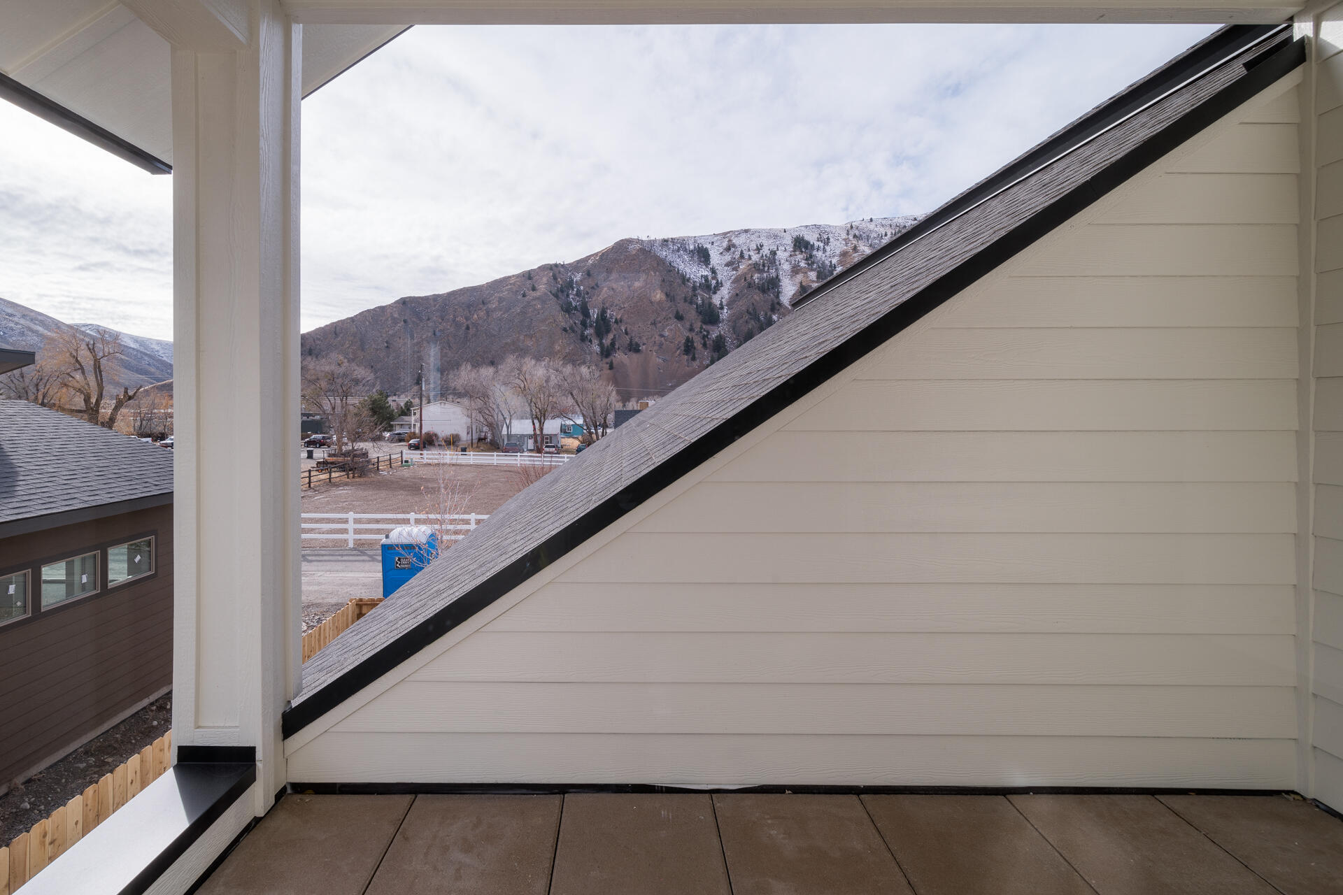 713 2nd Avenue Hailey, ID 83333 - Photo 7 of 8 Covered Deck