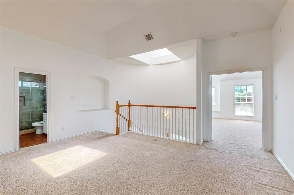 8609 Rugby Road Irving, TX 75063 - Photo 34 of 37
