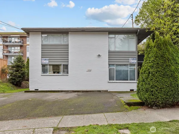 $1,185,000 | 7132 47th Avenue Southwest, Seattle, WA 98136