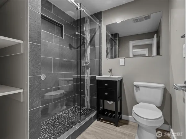 $1,185,000 | 7132 47th Avenue Southwest, Seattle, WA 98136
