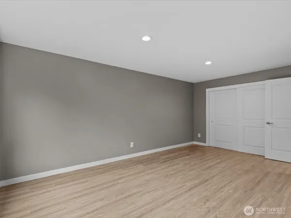 $1,185,000 | 7132 47th Avenue Southwest, Seattle, WA 98136
