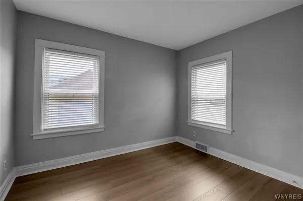 $1,700 | 800 Amherst Street, Buffalo, NY 14216