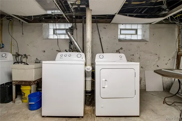 $1,700 | 800 Amherst Street, Buffalo, NY 14216