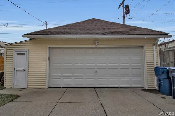 $1,700 | 800 Amherst Street, Buffalo, NY 14216