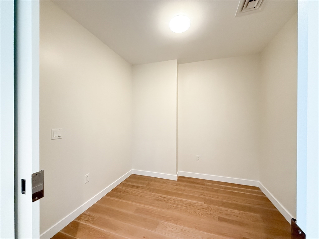 188 Brookline Avenue, Unit 20H Boston, MA 02215 - Photo 17 of 42