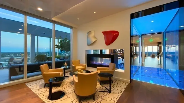 $1,368,000 | 188 Brookline Avenue, Unit 20H, Boston, MA 02215