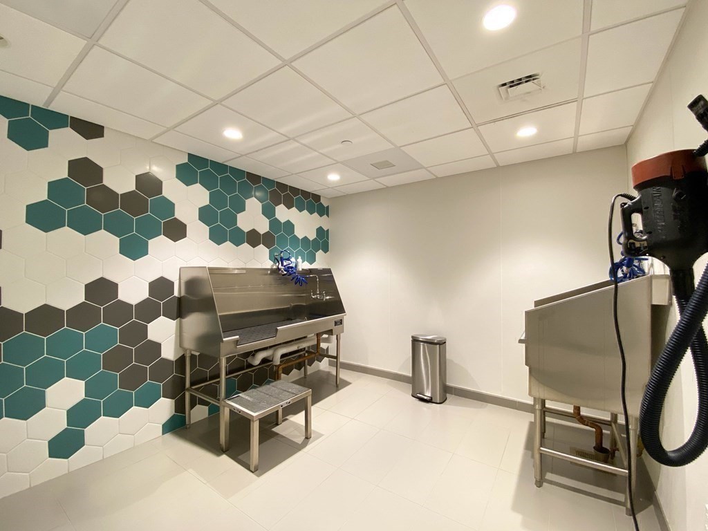 188 Brookline Avenue, Unit 20H Boston, MA 02215 - Photo 34 of 42