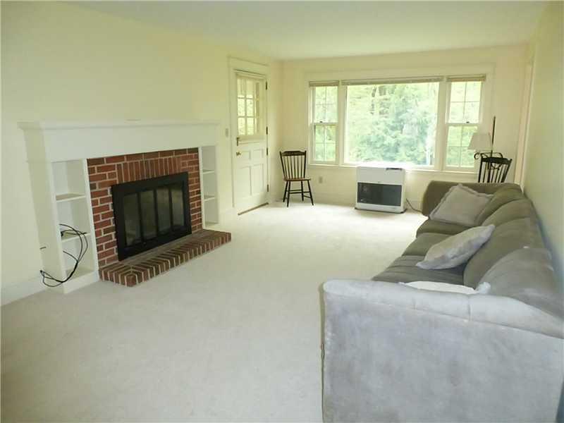 69 Johnson Road Gorham, ME 04038 - Photo 4 of 16 Living Room.
