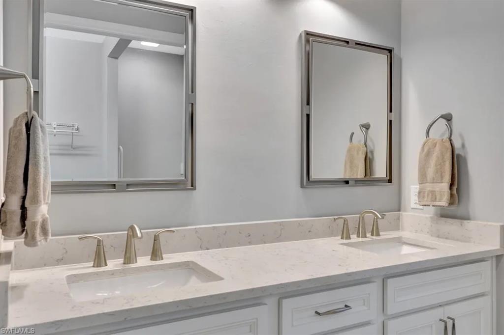 20014 Parrot Key Court Estero, FL 33928 - Photo 12 of 25 Primary Bathroom