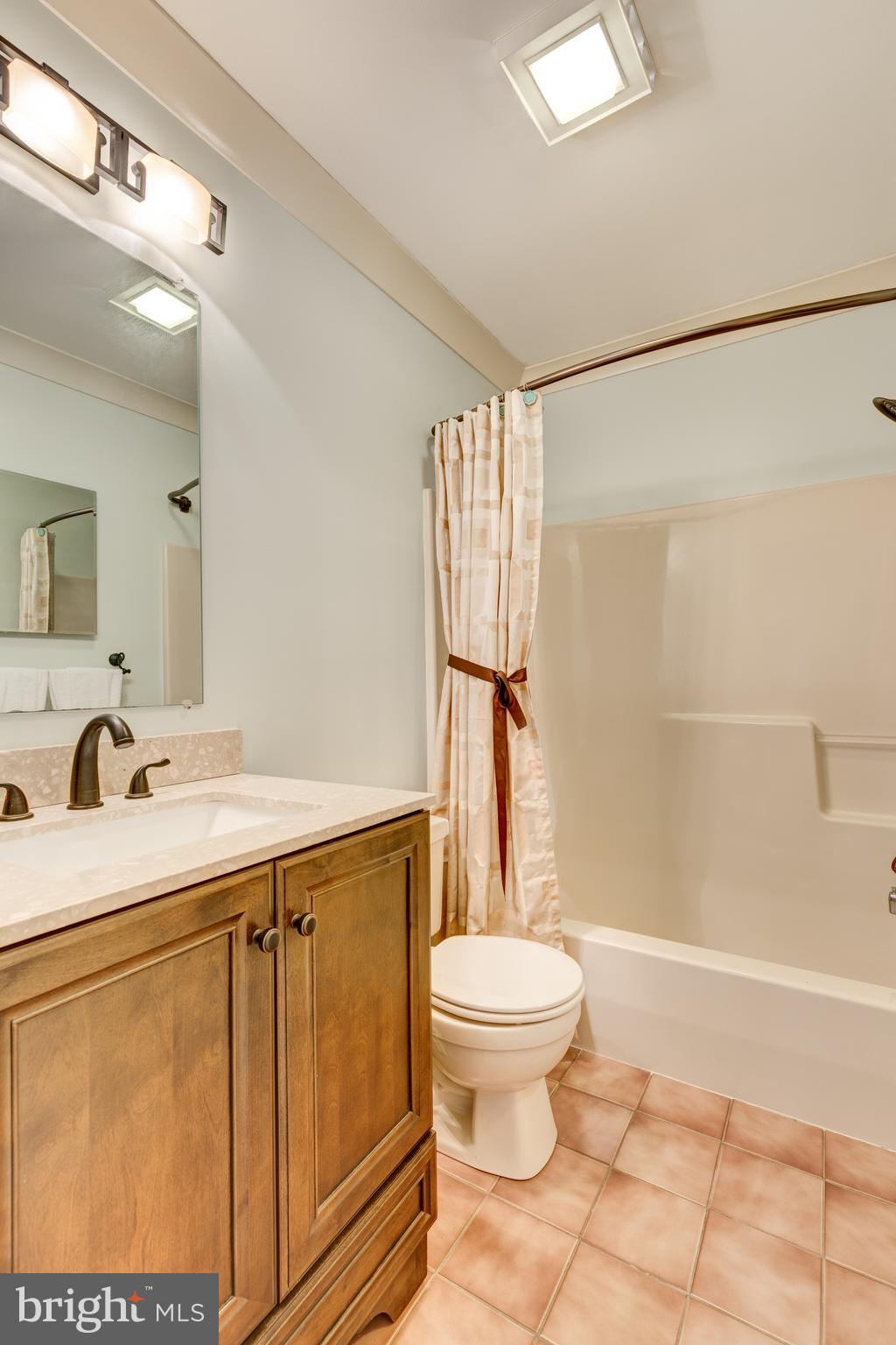 1835 Bowersox Road New Windsor, MD 21776 - Photo 14 of 37 Upper Level full hall bath